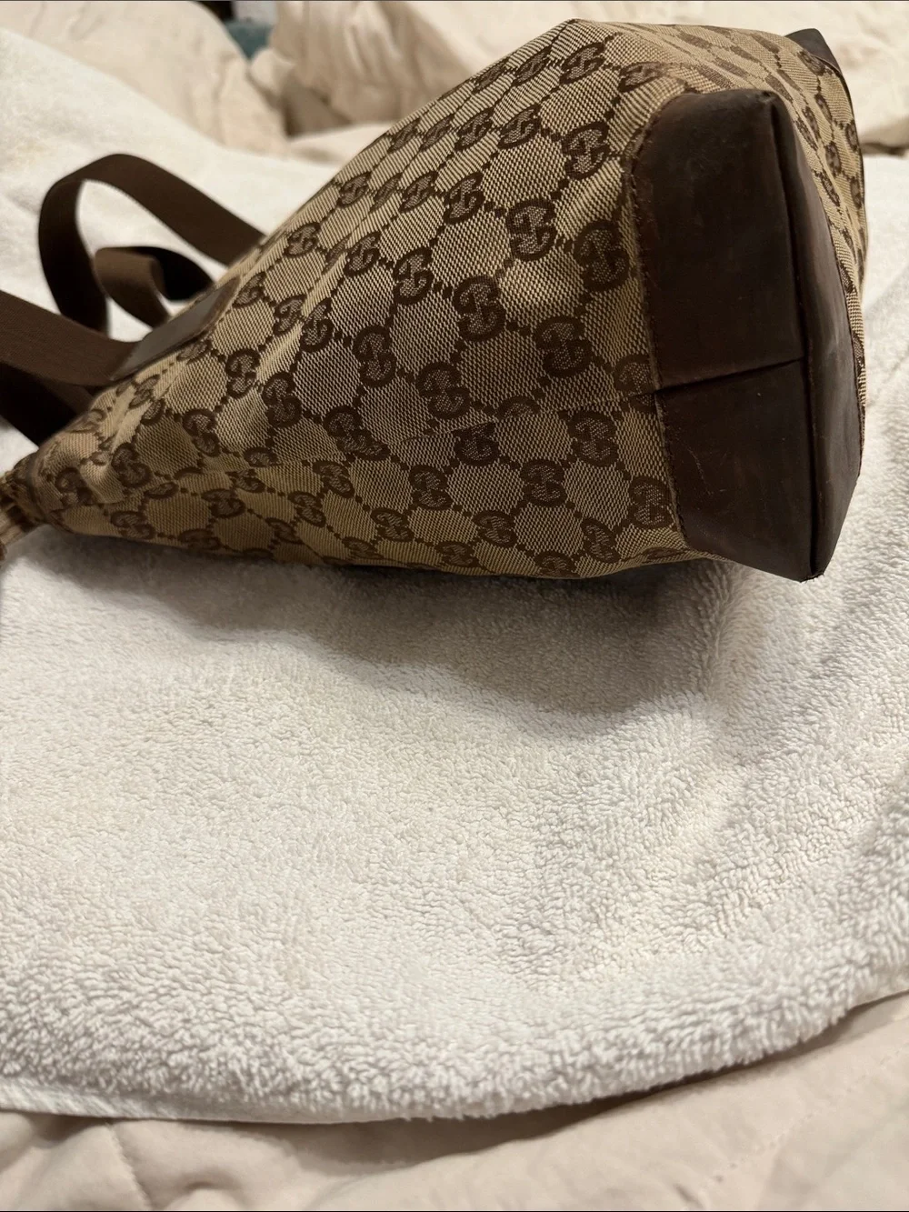 Gucci Tan/Brown GG Canvas Messenger Bag